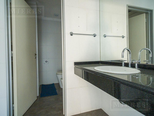 Oficina En Alquiler De 594 M2 Thames Y Panamericana, San Isidro