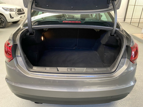 Imagen 14 de 18 de Citroen C4 Lounge 1.6 Hdi Feel Pack 2020
