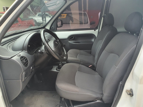 Imagem 11 de 12 de Renault Kangoo Express 2016 1.6 16v Porta Lateral Hi-flex 5p