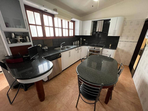 Imagen 11 de 14 de Casa En Venta En Urb Trigal Norte 224mts Alexandra Ramírez 0414-704-1922