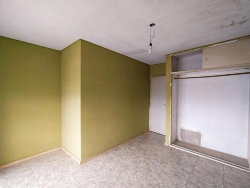 Imagen 17 de 23 de Triplex 3amb Patio Garaje