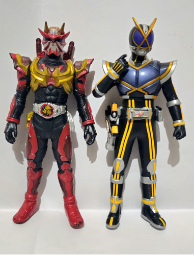 Lote 2 Figuras Bandai Masked Kamen Rider Legend Hibiki Kaixa