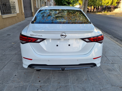 Imagen 7 de 15 de Nissan Sentra 2.0 Sr