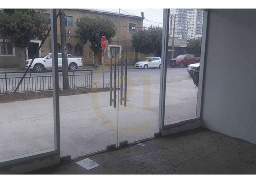 Arriendo Local Comercial 23 M2 En Arlegui