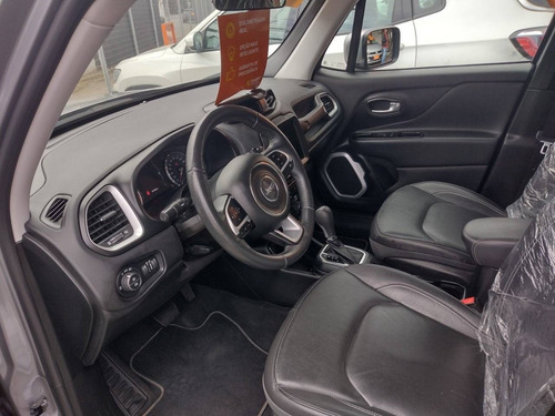 Imagem 8 de 10 de Jeep Renegade 1.8 16v Flex Longitude 4p Automático