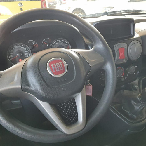 Imagem 6 de 15 de Doblo Essence 1.8 Flex 16v 5p