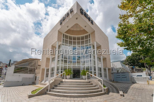 Se Vende Excelente Local Comercial En La Trinidad Mls 25-17796