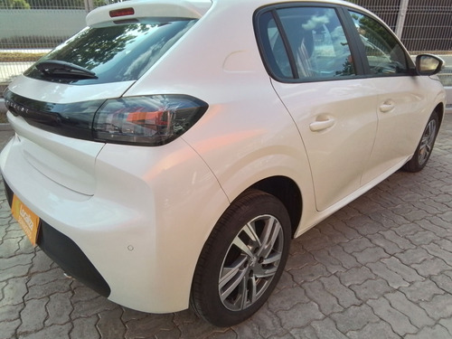 Peugeot 208 1.6 16V FLEX ALLURE AT6
