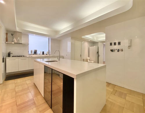 Departamento En Venta De 3 Dorm. En Santiago