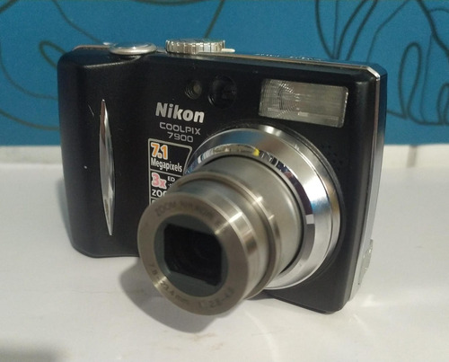 Câmera Fotográfica Nikon Coolpix7900