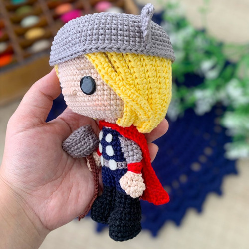 Thor Boneco De Amigurumi Os Vingadores Super-herói