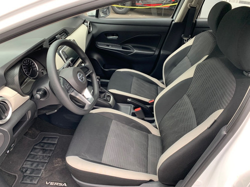Imagen 5 de 14 de Nissan Versa Advance Mt 2020