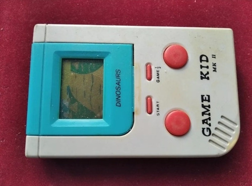 Gameboy ( Game Kid Lcd Handheld ) 90s (dinosaurs) 10v  (^o^)