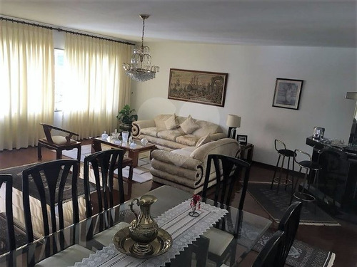 Linda Casa Com Muito Espaço, Suite, Sala De Estar, Sala De Jantar, Copa E Quintal Amplo . - 3-im309607