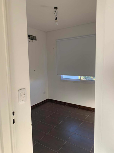 Imagen 3 de 7 de Castelar Norte Duplex Impecable Estado