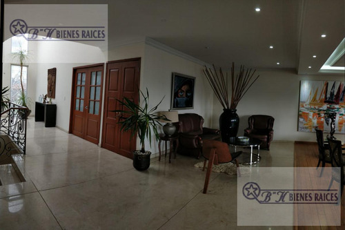 Casa En Venta, Tecamachalco Espectacular Residencia Con Vista
