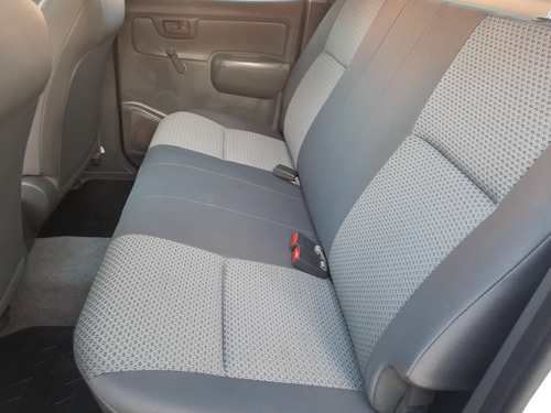 Imagen 14 de 19 de Toyota Hilux Dx 2.5 Doble Cabina