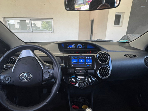 Toyota Etios XLS 1.5