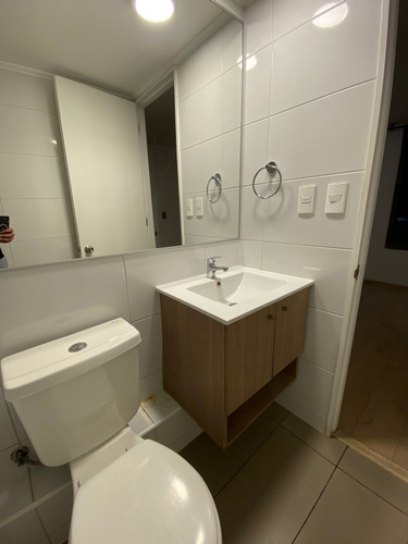 Cómodo Departamento De 1 Dorm Y 1 Baño A Pasos Metro Ecuador