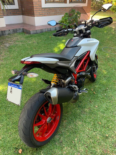 Imagen 15 de 19 de Ducati Hypermotard 939