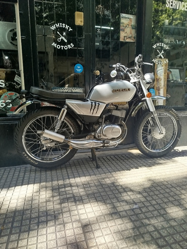 Suzuki Ax 100