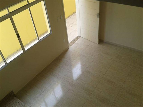 Imagem 18 de 30 de Sobrado Novo Em Condominio, Contendo 2 Quartos, Suite, Lavabo, E Garagem Para 1 Carro. - Hm1394