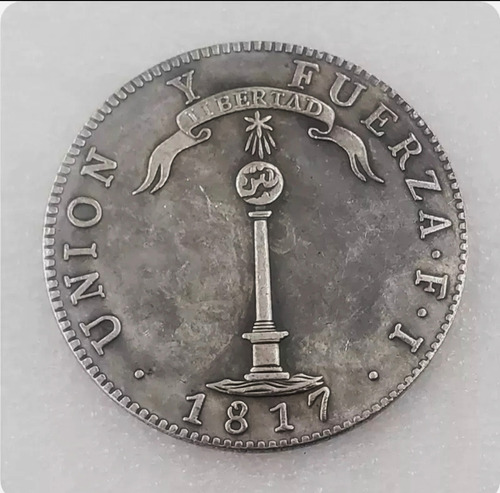 Imagen 1 de 4 de Moneda Antigua Chilena 1 Peso Santiago 1817, Unión Y Fuerza