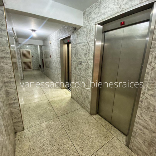 Imagen 14 de 15 de Apartamento Venta Urb La Barraca (vc)