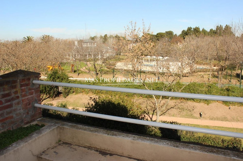 Imagen 10 de 18 de Departamento En Venta 2 Dormitorios En Septiembre Escobar