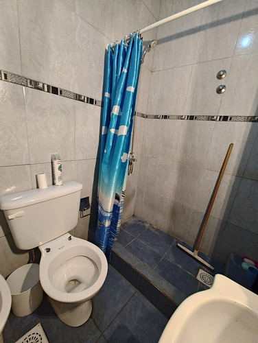 Casa En Venta En Isidro Casanova
