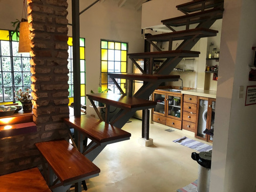 Imagen 5 de 14 de Casa Venta 3 Ambientes La Lucila Jardín