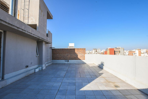 Imagen 23 de 29 de Departamento De 3 Dormitorios En Venta Con Quincho Pileta Y Cochera Centro