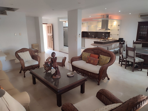 Town House Lechería, Vendo Resd.costa Del Sol.