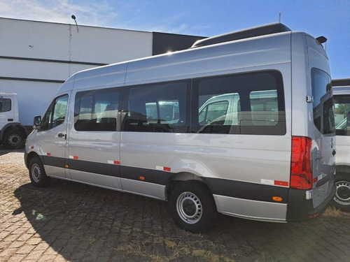 Imagem 5 de 5 de Sprinter 416 T/a 2020/21 Furgão Vidrada 0km