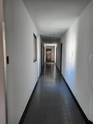 Imagen 4 de 13 de Centro - 1 Dormitorio -ascensor - Escritura - Excelente Ubicación!