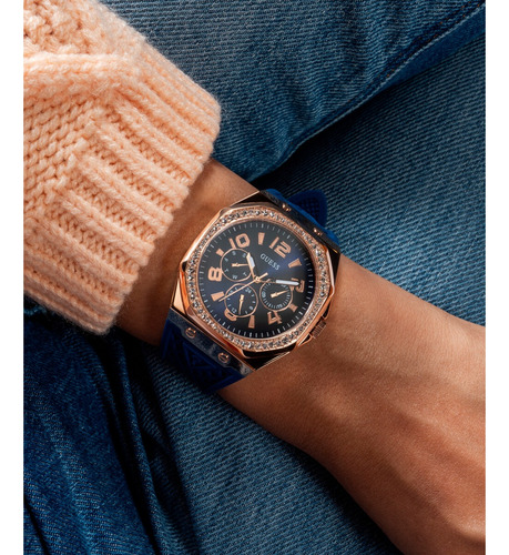 Reloj Guess Para Mujer Zest Color Azul