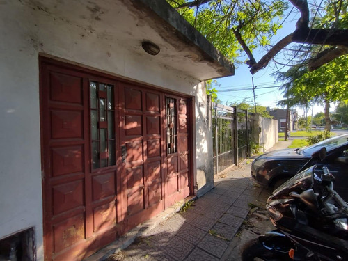 Imagen 2 de 18 de Casa De Cinco Dormitorios, Lote De 400 M2 En La Plata