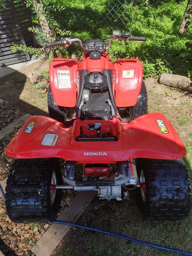 Imagen 1 de 6 de Honda Trx 250 Cuadriciclo