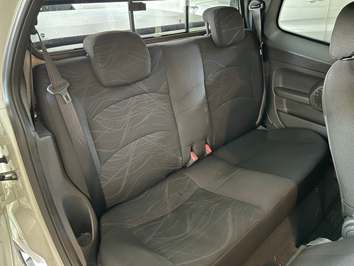 Fiat Strada 1.4 Hard Working Cab. Dupla Flex 3p