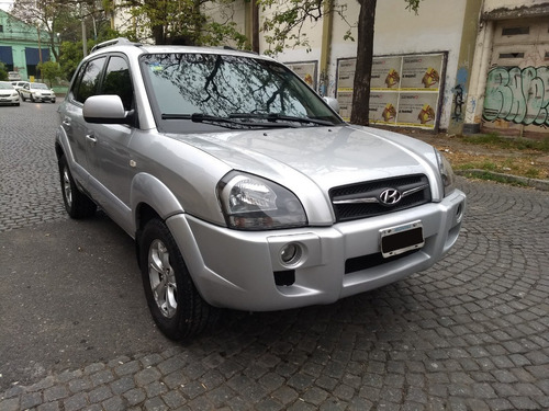 Hyundai Tucson 2.0 Gls 5mt 4wd