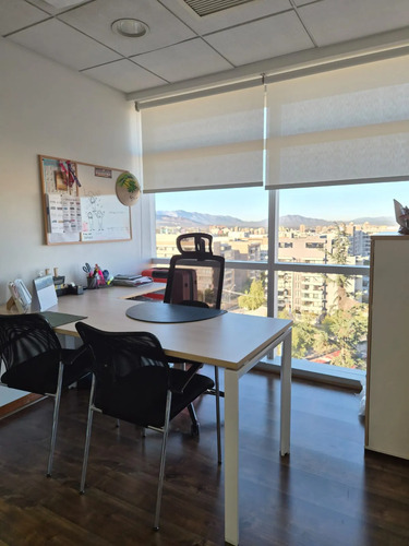 51,7 M2 Las Condes. -las Tranqueras