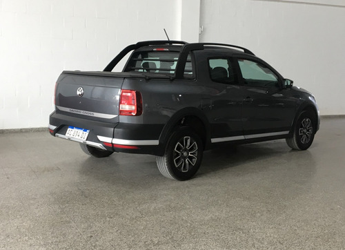 Imagen 9 de 10 de Volkswagen 2018 Saveiro 1.6 L/17 C/doble Cross Hig