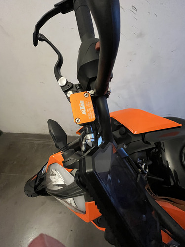 Ktm Duke 390 Con Accesorios Año 2021