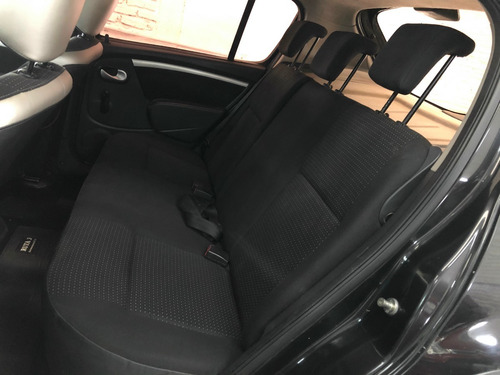 Renault Sandero Stepway 1.6 Confort 105cv