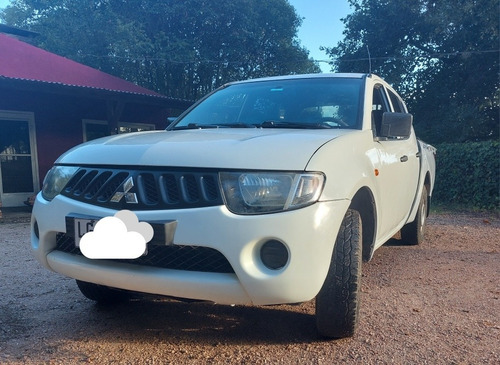 Imagen 9 de 18 de Mitsubishi L200 2.5 4d56 Liso A/c