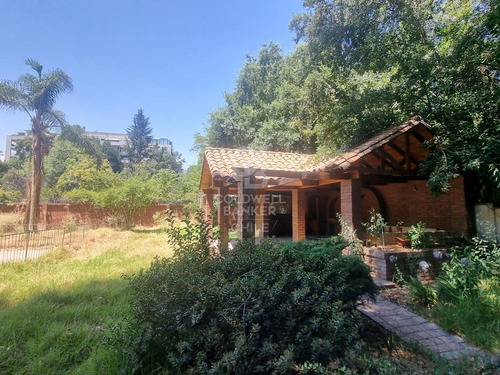 Casa Con Gran Terreno En Cantagallo