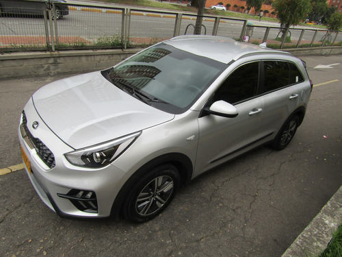 Kia Niro 1.6 Hybrid At