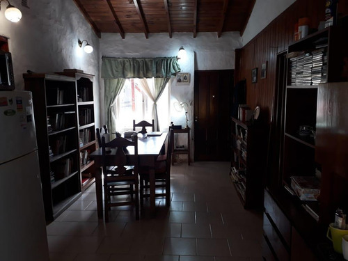 Imagen 3 de 10 de Casa - Esc.-b.belen