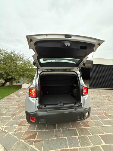 Jeep Renegade 1.8 Sport
