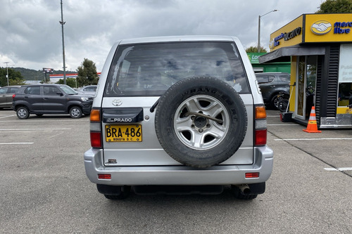 Toyota Prado 2.7 Sumo